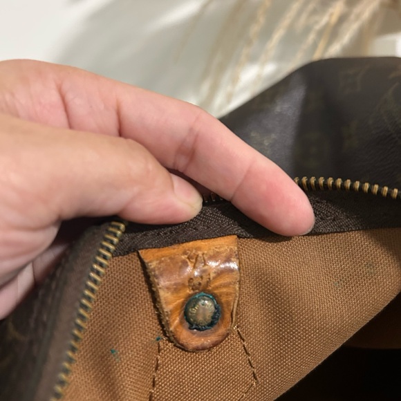 Louis Vuitton Brown Monogram speedy Travel Bag - Picture 11 of 11